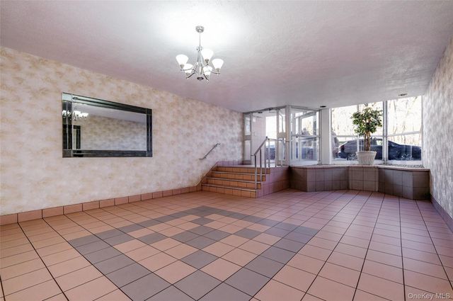 6535 Broadway 2G, Bronx, NY 10471