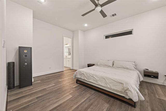 315 Cyclamen Street, Houston, TX 77018