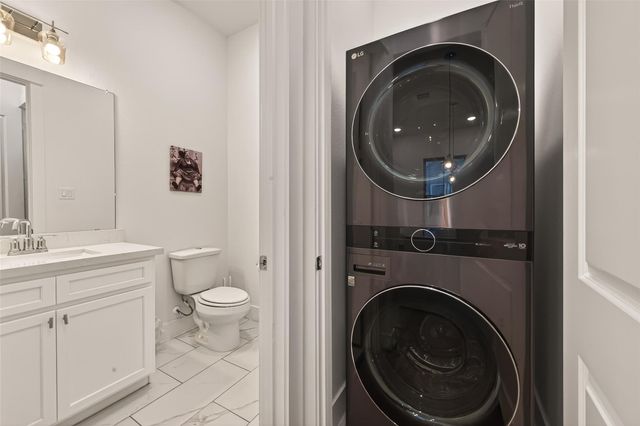 315 Cyclamen Street, Houston, TX 77018