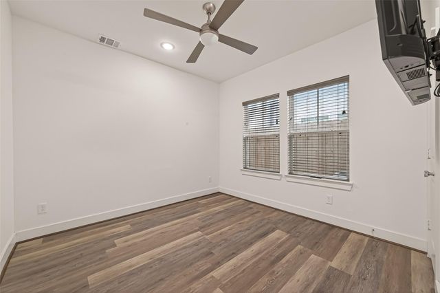 315 Cyclamen Street, Houston, TX 77018