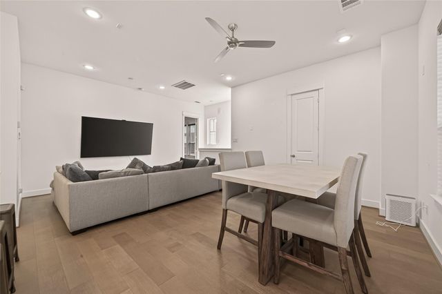 315 Cyclamen Street, Houston, TX 77018