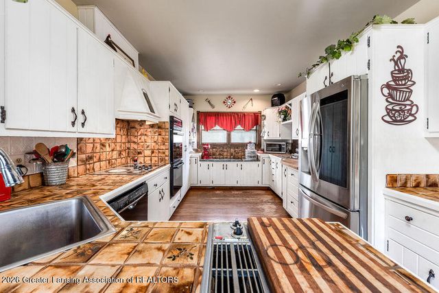 5961 Horstmeyer Road, Lansing, MI 48911