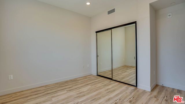 1540 S Hayworth Avenue 203, Los Angeles, CA 90035