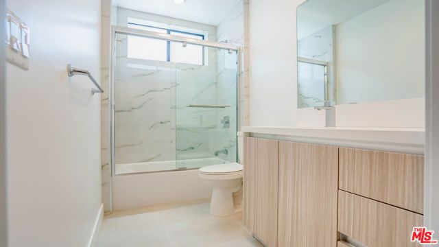 1540 S Hayworth Avenue 203, Los Angeles, CA 90035