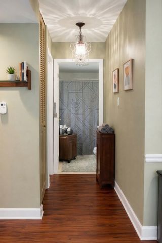 7449 Washington Street 305, Forest Park, IL 60130