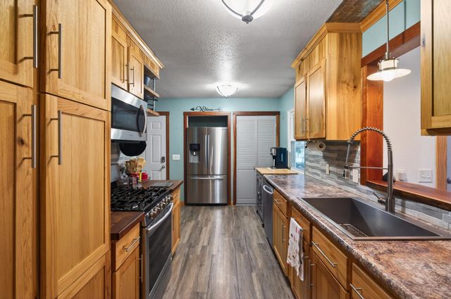 3350 143rd Street W, Rosemount, MN 55068