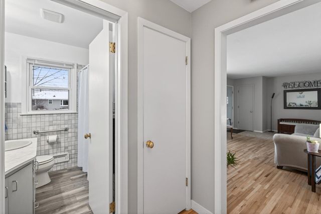 3350 143rd Street W, Rosemount, MN 55068