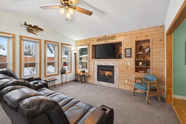 3350 143rd Street W, Rosemount, MN 55068