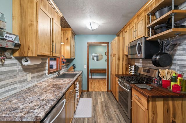 3350 143rd Street W, Rosemount, MN 55068