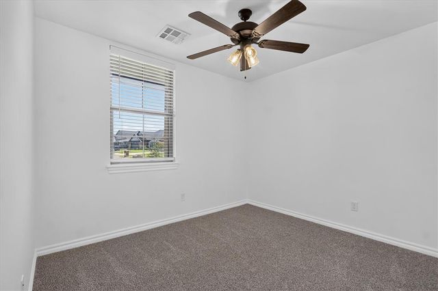 1005 Pacific Avenue, Newcastle, OK 73065