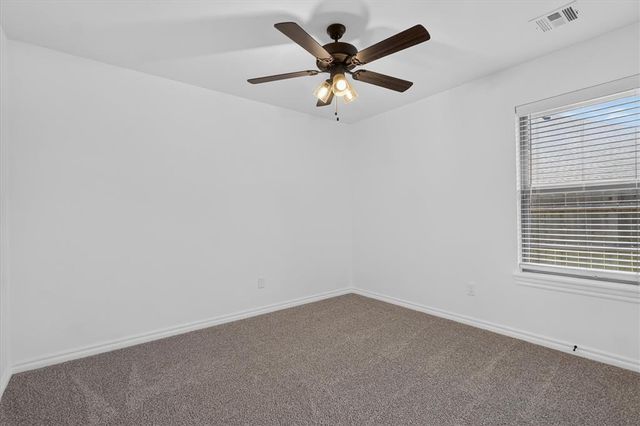 1005 Pacific Avenue, Newcastle, OK 73065