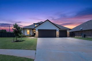 1005 Pacific Avenue, Newcastle, OK 73065