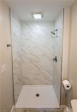 3247 Konnoak Drive, Winston-salem, NC 27127