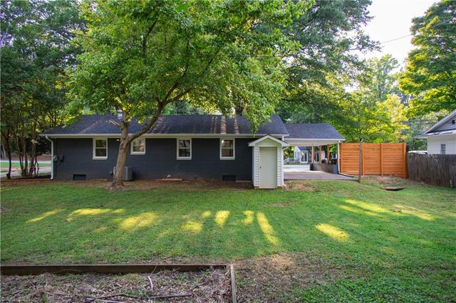 3247 Konnoak Drive, Winston-salem, NC 27127