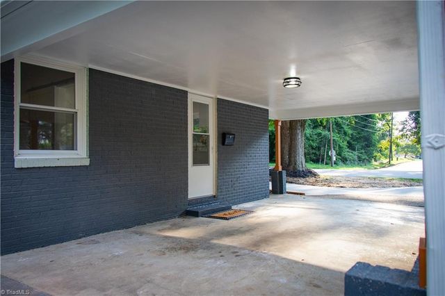 3247 Konnoak Drive, Winston-salem, NC 27127
