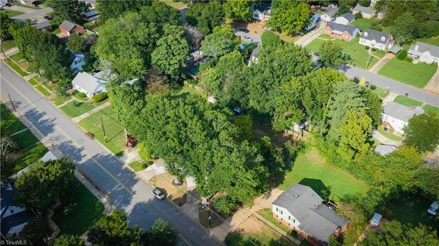 3247 Konnoak Drive, Winston-salem, NC 27127
