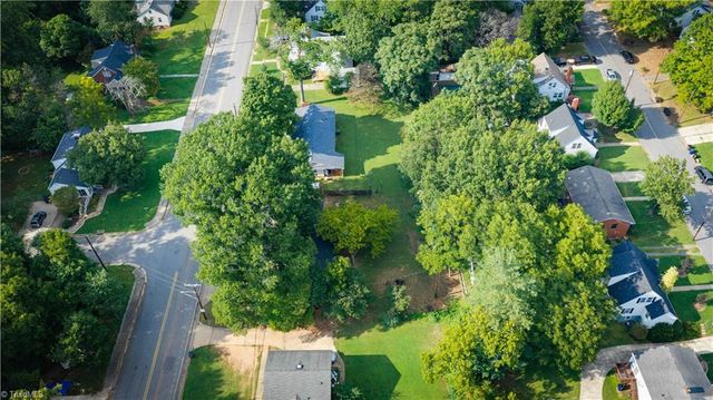3247 Konnoak Drive, Winston-salem, NC 27127