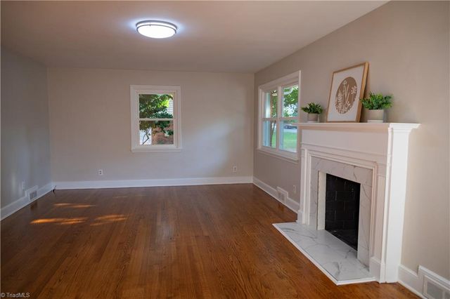 3247 Konnoak Drive, Winston-salem, NC 27127