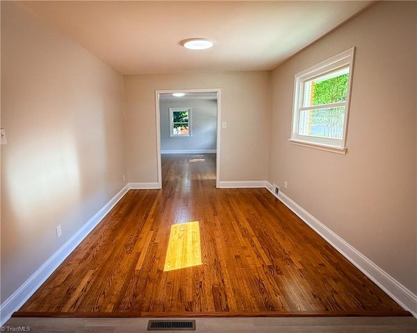 3247 Konnoak Drive, Winston-salem, NC 27127