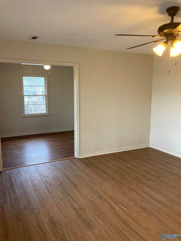 3205 Hillandale Road, Huntsville, AL 35816