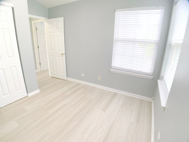 84 Harvest Gate, Lake In The Hills, IL 60156
