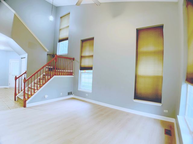 84 Harvest Gate, Lake In The Hills, IL 60156