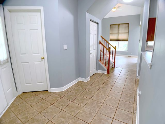 84 Harvest Gate, Lake In The Hills, IL 60156