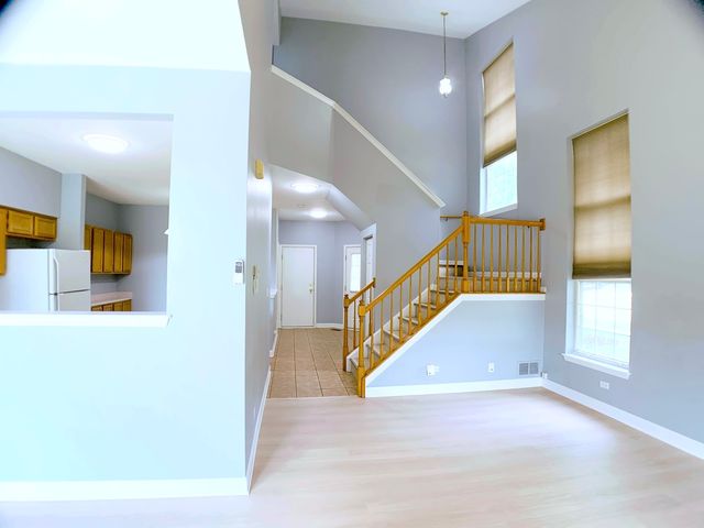 84 Harvest Gate, Lake In The Hills, IL 60156
