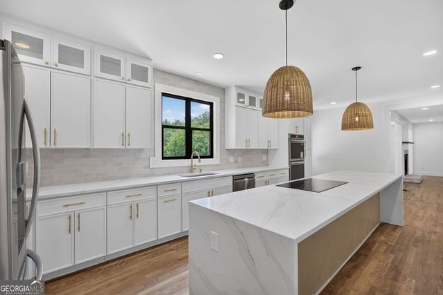 5098 Gwendolyn Court NW, Acworth, GA 30101