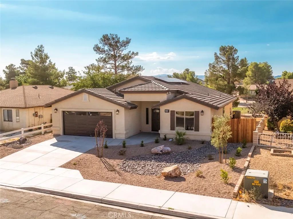 13835 Burning Tree Drive, Victorville, CA 92395