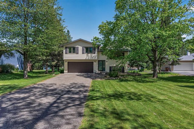 61 Quant Court S, Lakeland, MN 55043
