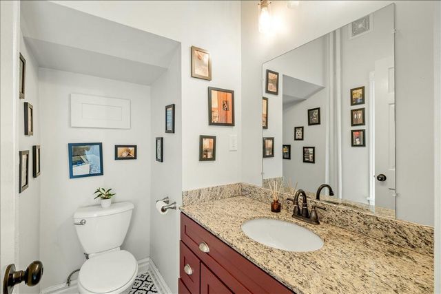 73 Clarence Avenue SE, Minneapolis, MN 55414