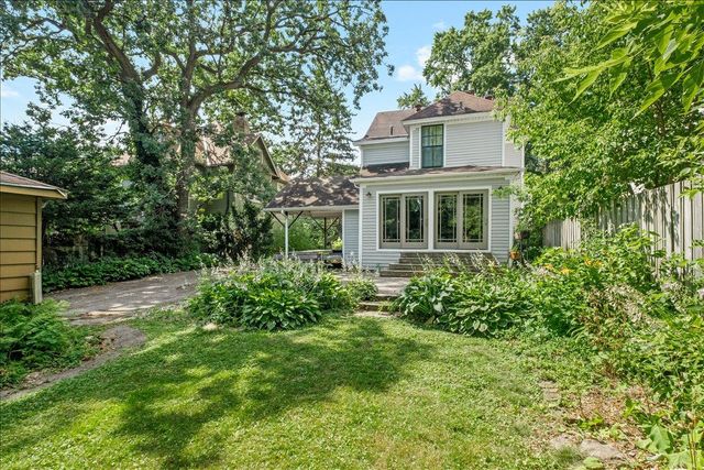 73 Clarence Avenue SE, Minneapolis, MN 55414