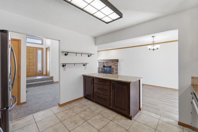 1420 NW 91st Street, Clive, IA 50325