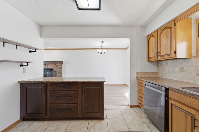 1420 NW 91st Street, Clive, IA 50325