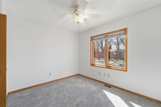 1420 NW 91st Street, Clive, IA 50325