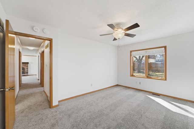 1420 NW 91st Street, Clive, IA 50325