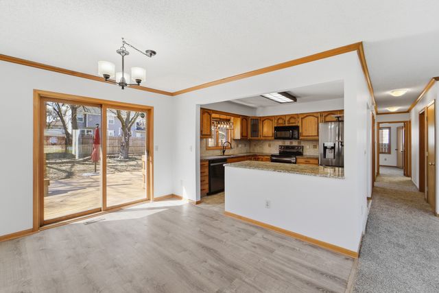 1420 NW 91st Street, Clive, IA 50325