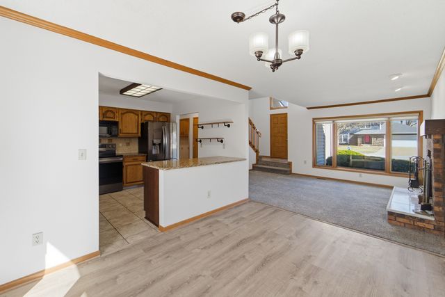 1420 NW 91st Street, Clive, IA 50325