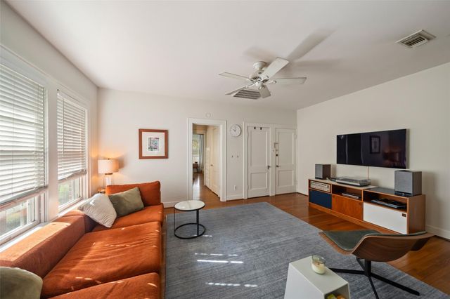 1612 Kipling Street, Houston, TX 77006