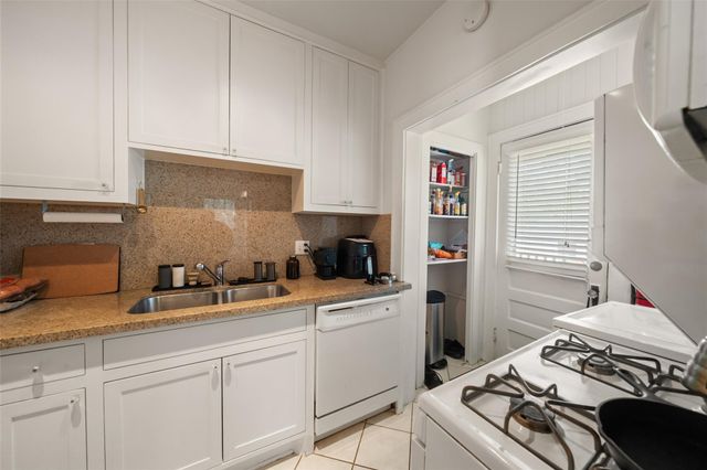 1612 Kipling Street, Houston, TX 77006