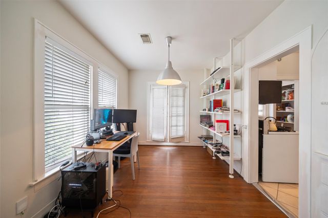 1612 Kipling Street, Houston, TX 77006