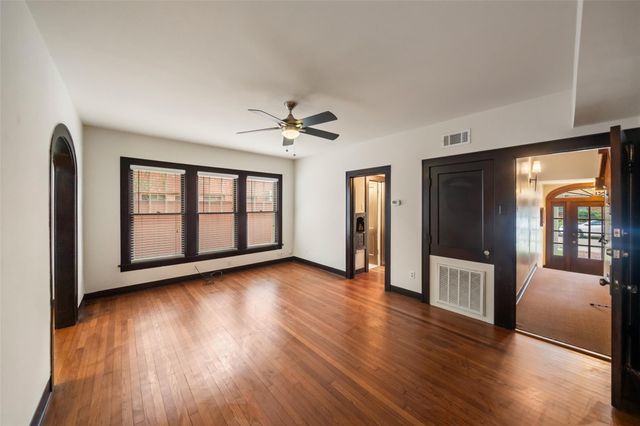 1612 Kipling Street, Houston, TX 77006