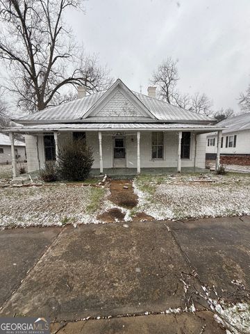 213 E Church Street, Sandersville, GA 31082