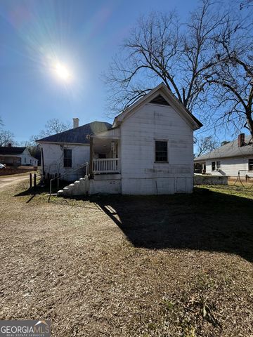 213 E Church Street, Sandersville, GA 31082