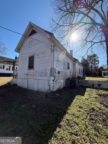 213 E Church Street, Sandersville, GA 31082