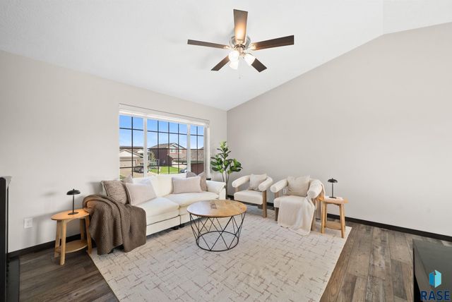 9425 W Liam St Street, Sioux Falls, SD 57106