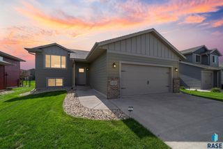 9425 W Liam St Street, Sioux Falls, SD 57106