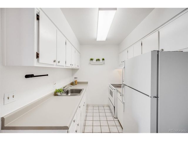 4110 Hale Pkwy 6C, Denver, CO 80220