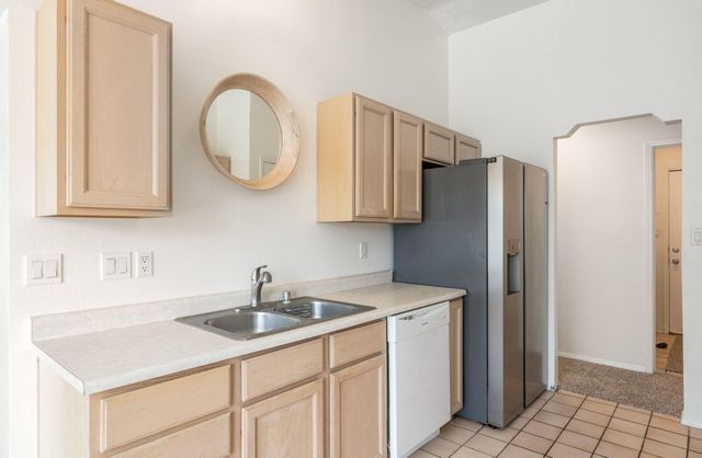 5304 Bandelier Drive NW, Albuquerque, NM 87114